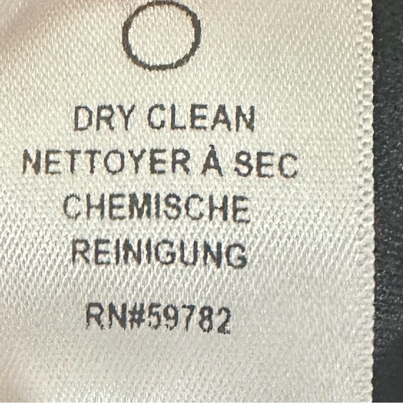 Adrianna Papell S 6 Stunning Black Dress with Unique Layered Design-Must-Have! - Picture 13 of 13